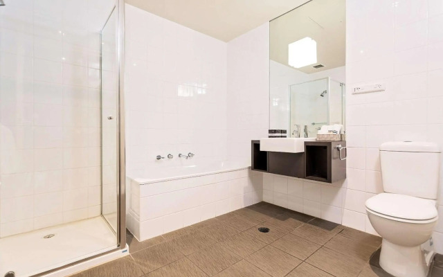 Mantra Melbourne Melton