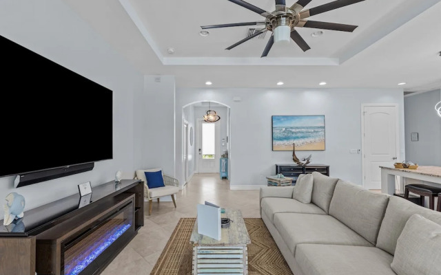 Sunrise Island Retreat