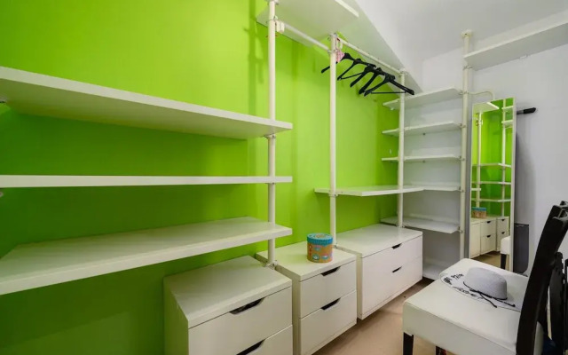 Cozy Apartment With Children Area