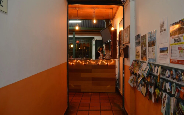 Hostal Sue Candelaria - Hostel