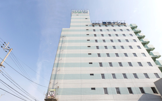 Toho Inn Takamatsu