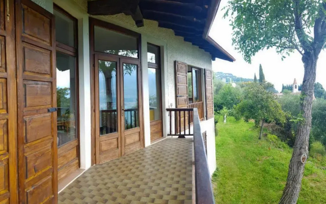 Villa Paradiso Pieve by Gardadomusmea