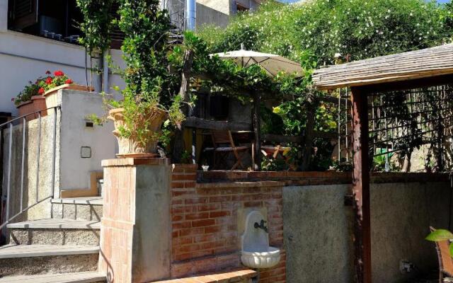 L' Antico Borgo