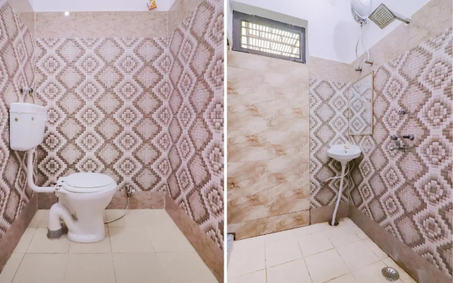 R N Residency by OYO Rooms