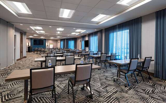 Hyatt Place Austin / Lake Travis / Four Points