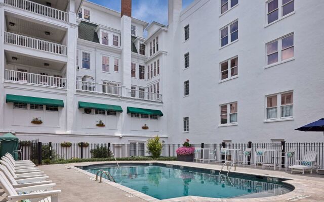 The Partridge Inn Augusta, Curio Collection by Hilton