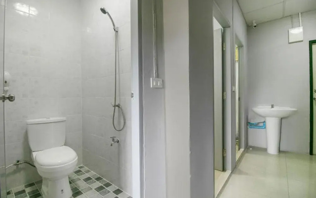 OYO 1158 Thestaycafe Hostel