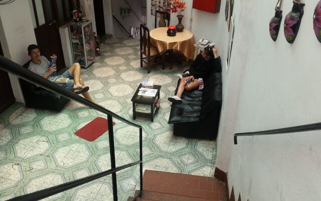 Casa Residencial M.A.Y.A. Inn B&B