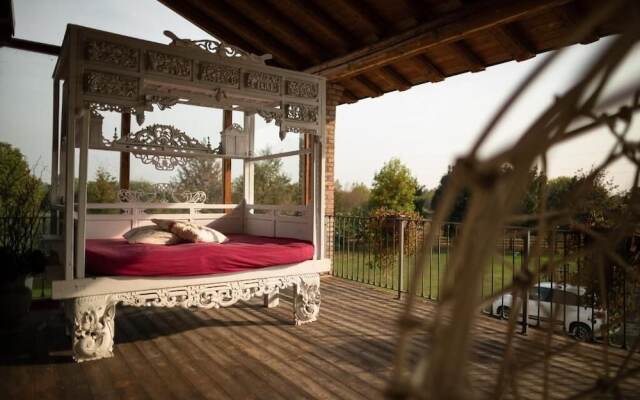 Cascina Serenella B&B