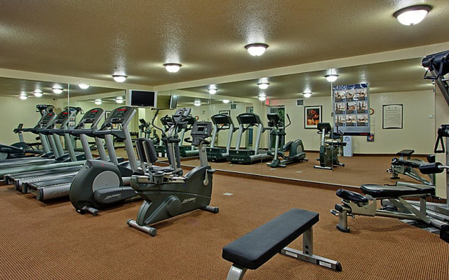 Staybridge Suites Calgary Airport by IHG