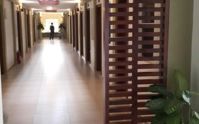 Veranda Hotel