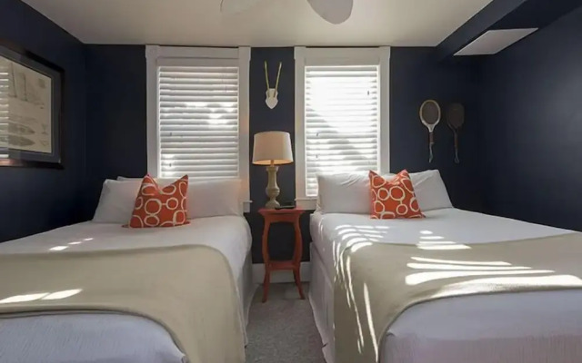 Rehoboth Guest House - Adults only