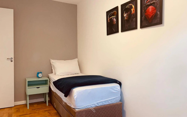 Lindo Sobrado ( 3 min. Consulado EUA)