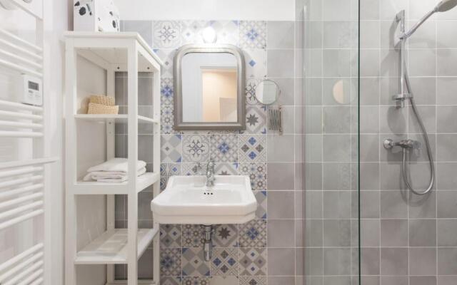 Appartement Vue Mer, Suquet Et Palais Avec Parking