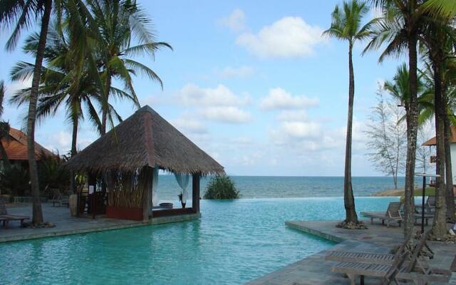 Sutra Beach Resort