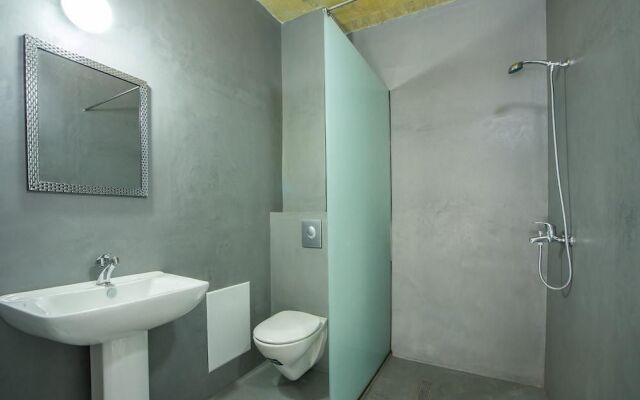 Lisabeth Studio Apartments