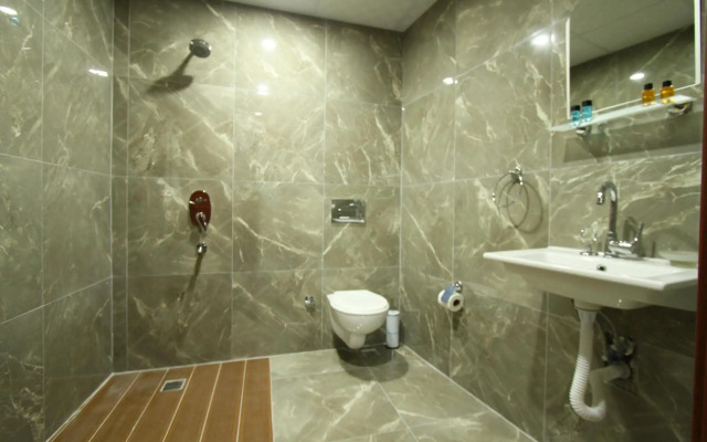 Asmir Suites Hotel