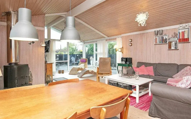 6 Person Holiday Home in Frederikshavn