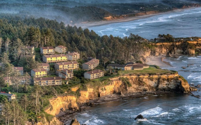 Inn at Otter Crest