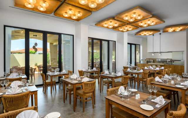 Absolute Kiotari Resort