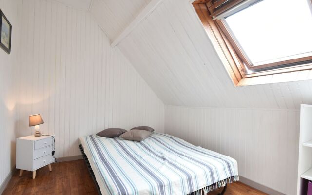 Modern Holiday Home in Clohars-carnoët With Beach Near