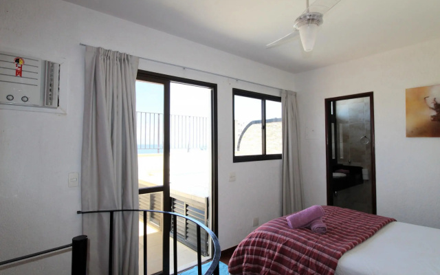Pineapples F1106 | Copacabana Penthouse and Pool