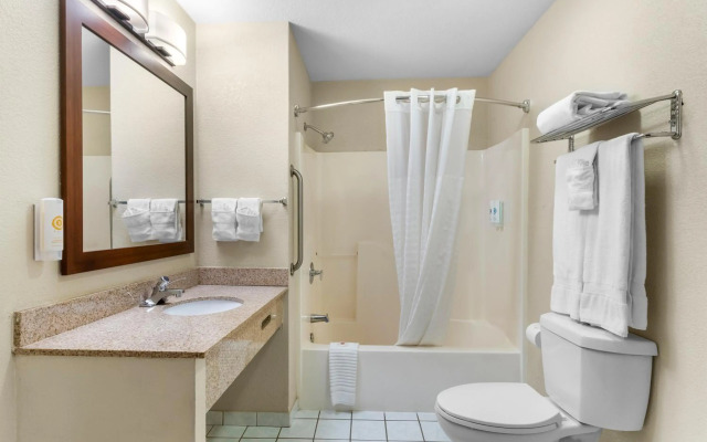Comfort Inn & Suites Greeley