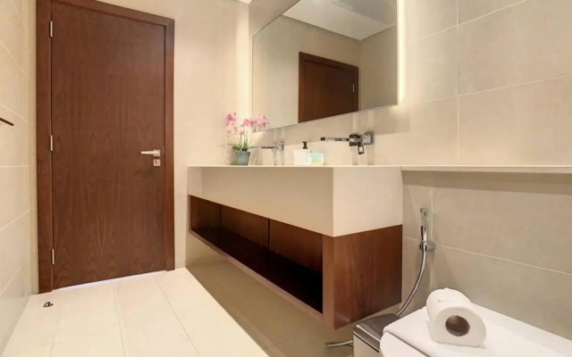 Key View - Marina Gate