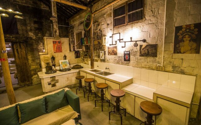Kunlun Int'l Hostel Bishanyi Branch