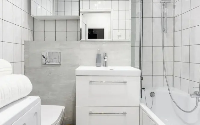 Lumina 2-room apart near Złote Tarasy