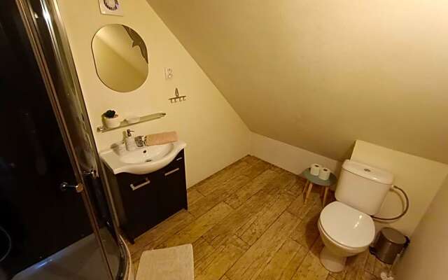 Zbojn¿a drevenica 3