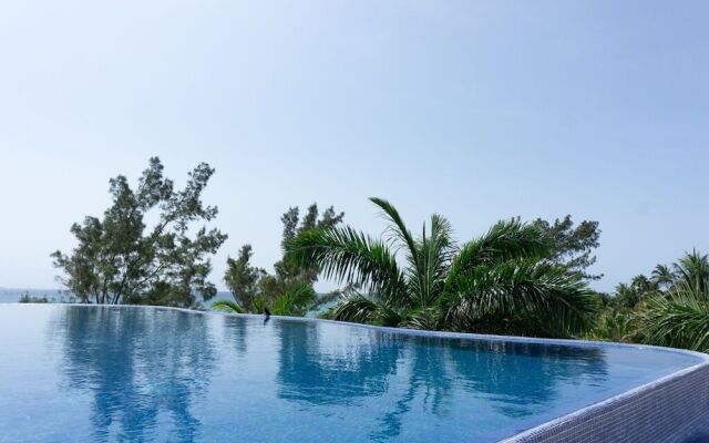 Casa Soleada 2 Bedroom Condo by RedAwning