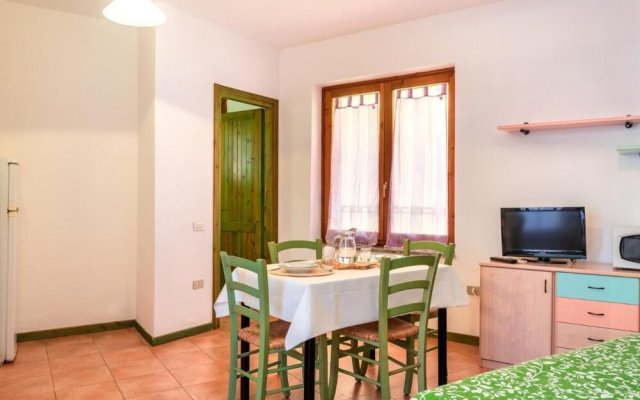 Glorious Residence Le Pavoncelle one Bedroom Sleeps Four Num1452