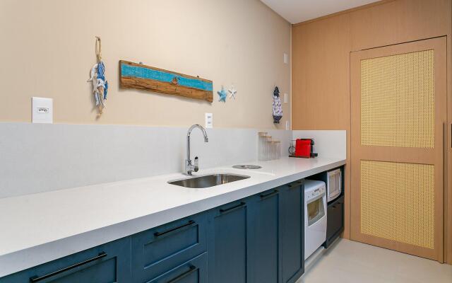 Vista parcial do MAR na varanda em Jurerê #JA24