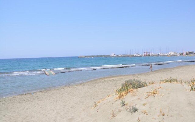 Larnaka Beach House