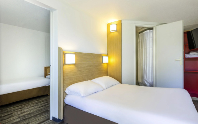 Greet Hotel Angouleme