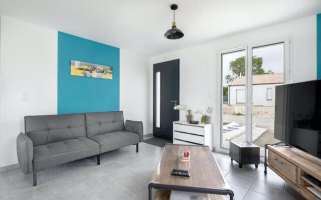 Maison moderne pour sept personnes a Saint Michel Chef Chef
