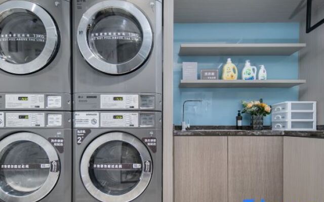 Crystal Orange Hotel (Hangzhou East Railway Station)