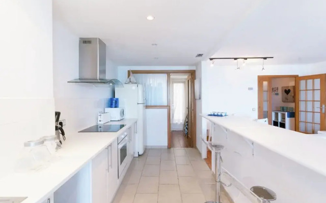 Luxury Apartment in L'escala Catalonia near Beach