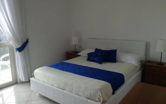 Azzurro Residence