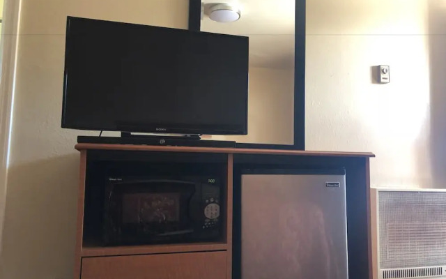 Evergreen Lodge