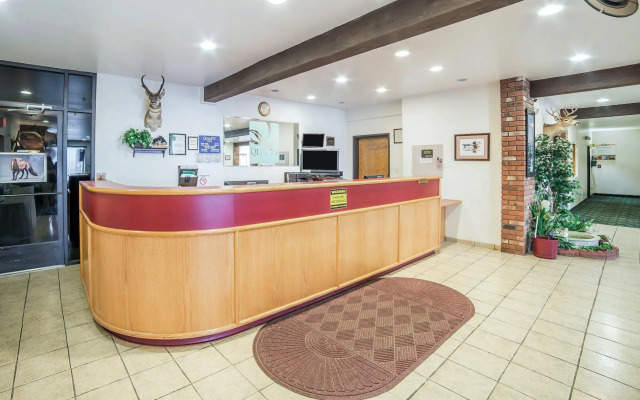 Helena Inn Airport