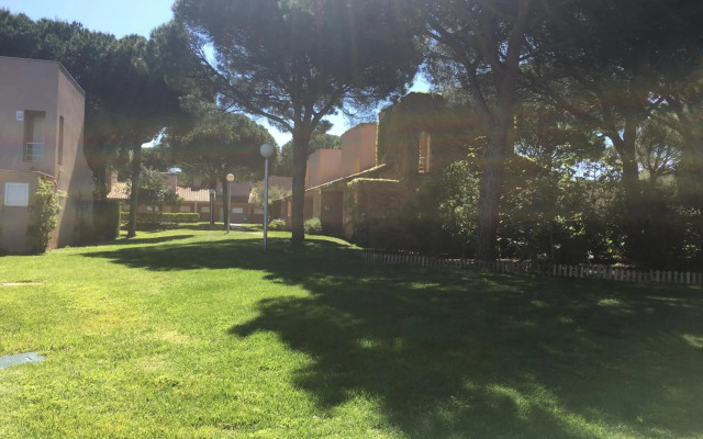 Adosado Residencial el Trébol Urbanización Novo Sancti Petri