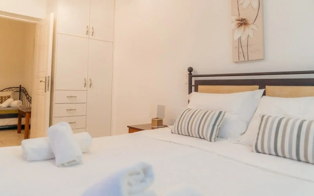 Rooms & Apartments Archontou