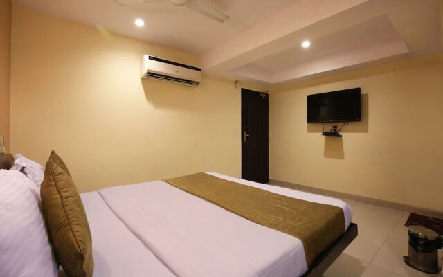 OYO 2120 Hotel Silver Haze