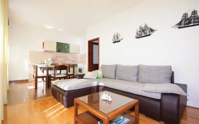 Nice Home in Sibenik With Wifi and 1 Bedrooms