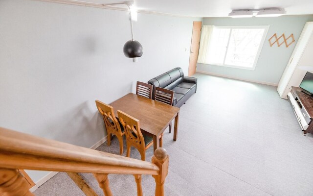 Namhae Baramundeok Pension