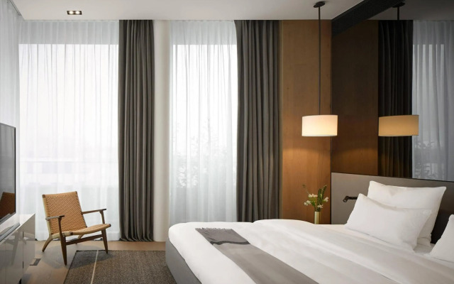 Roomers Baden-Baden, Autograph Collection