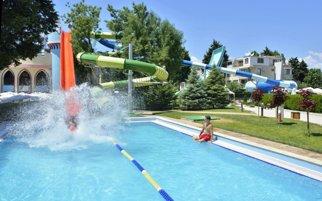 Sol Nessebar Bay & Mare Resort