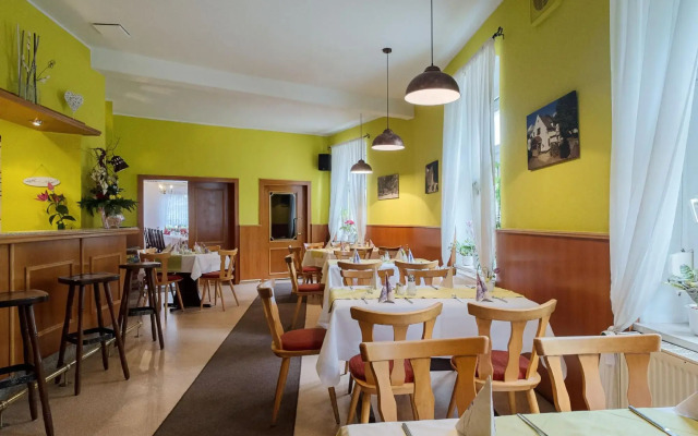 Hotel & Restaurant Lindengarten